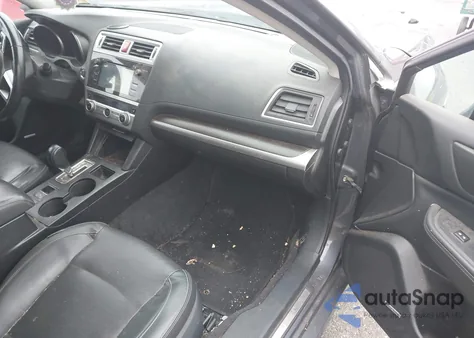 2015 Subaru Legacy 3.6R Limited из США, поврежденный, VIN 4S3BNEN68F3037535